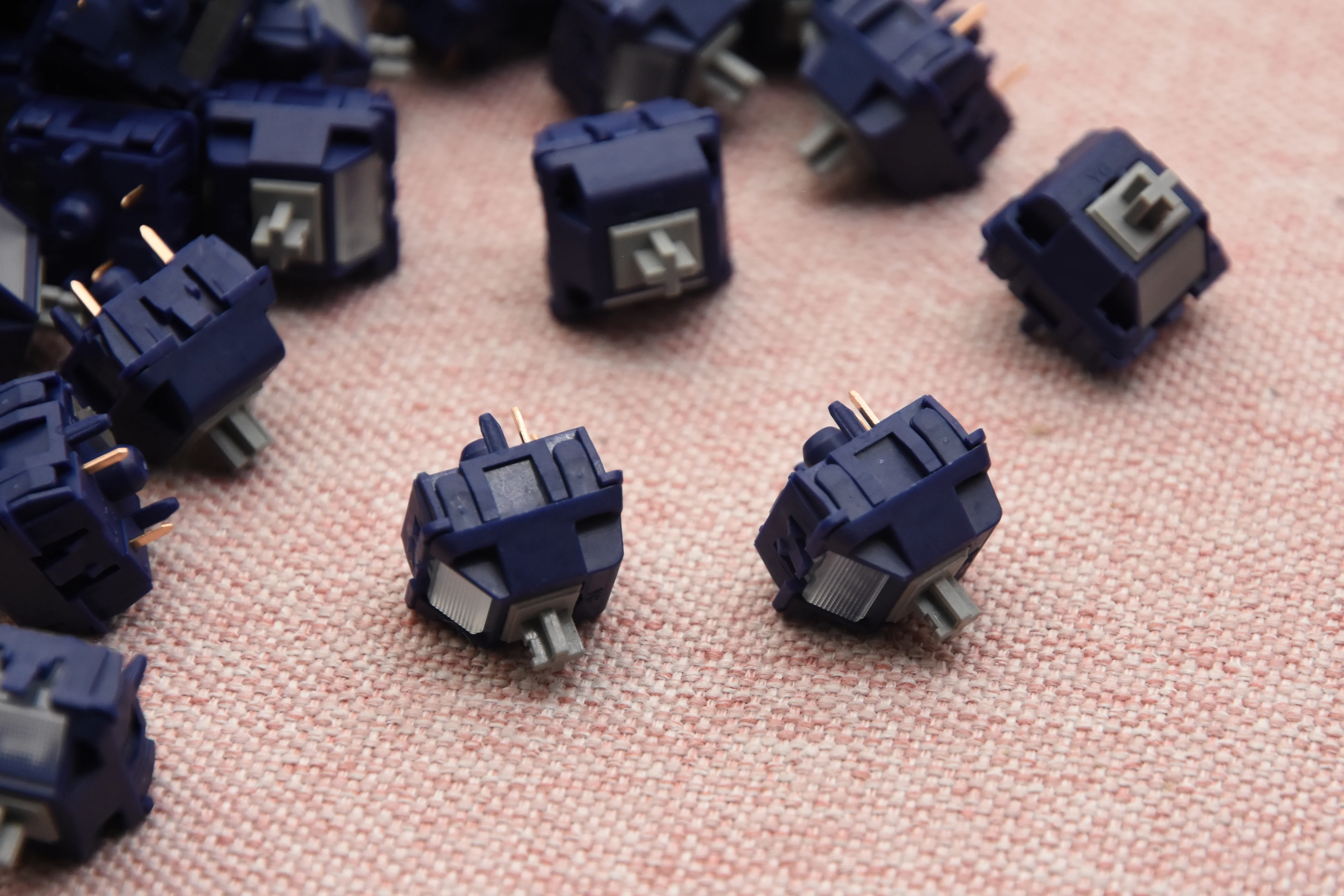 WINGTREE G ONE LINEAR SWITCH FACTORY LUBED (10PCS) - Image 3
