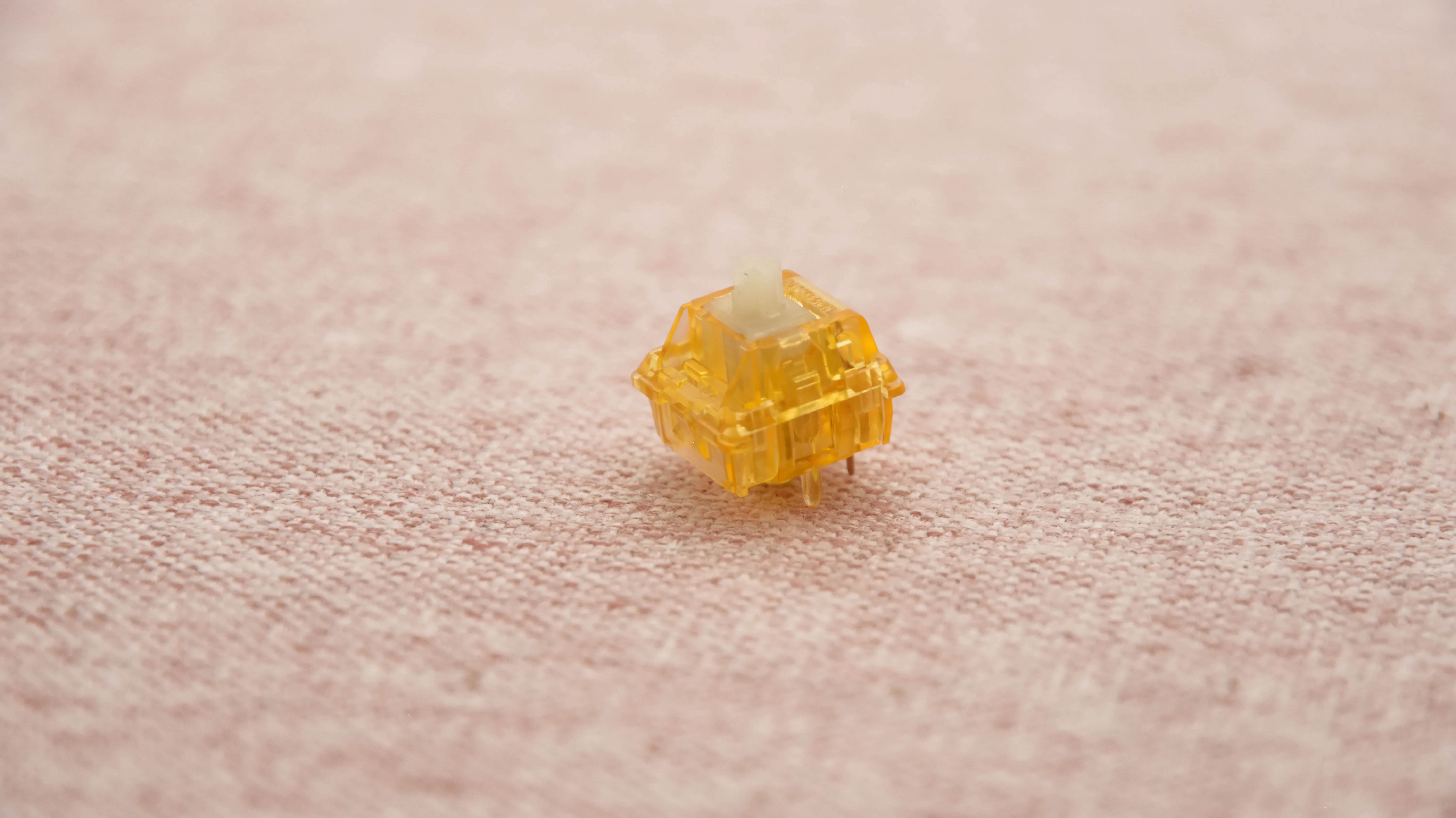 WINGTREE GOLDEN APPLE V2 TACTILE SWITCH FACTORY LUBED (10PCS) - Image 5