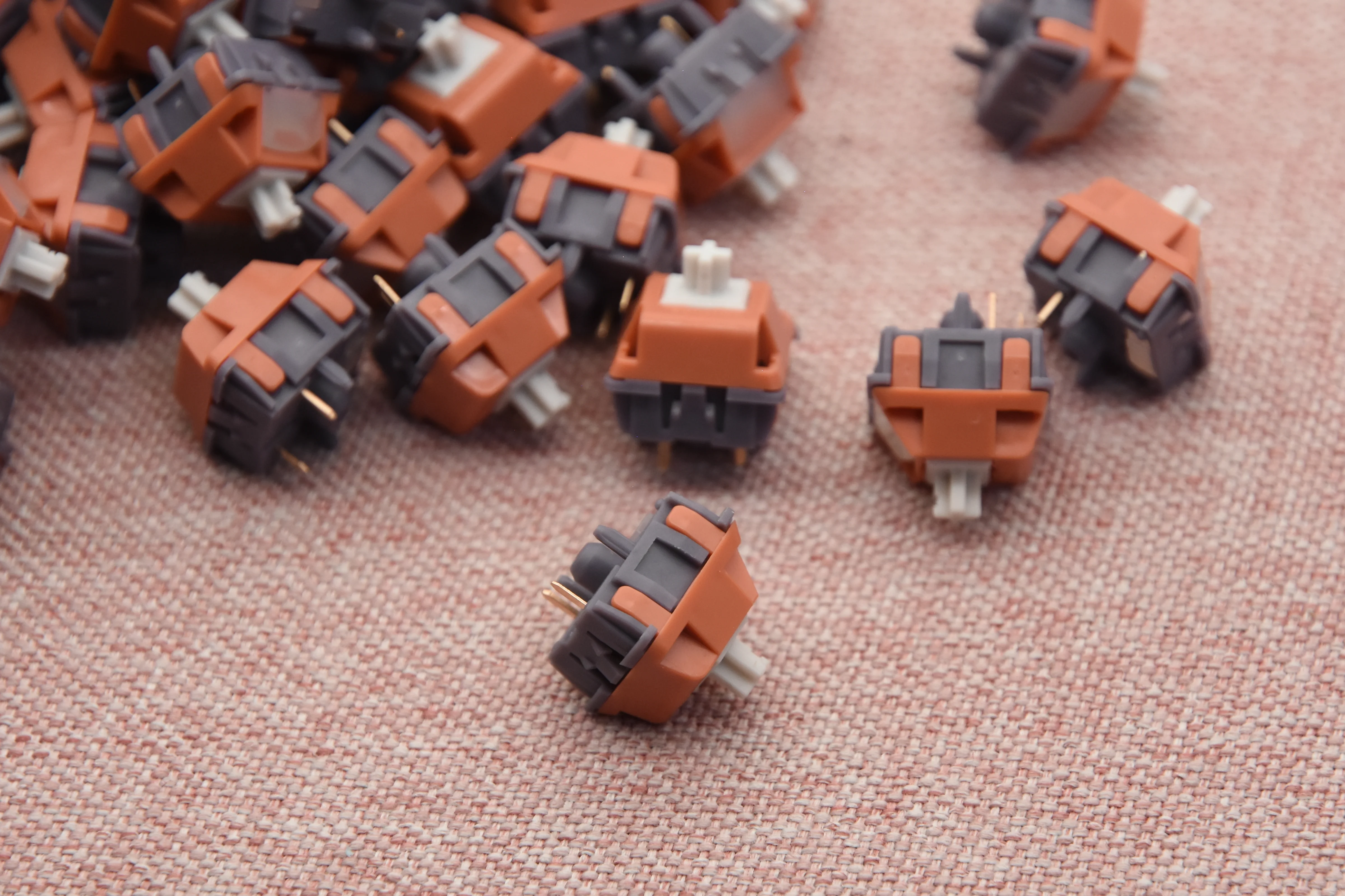 Wingtree KM17 Linear Switch Factory Lubed (10PCS) - Image 4