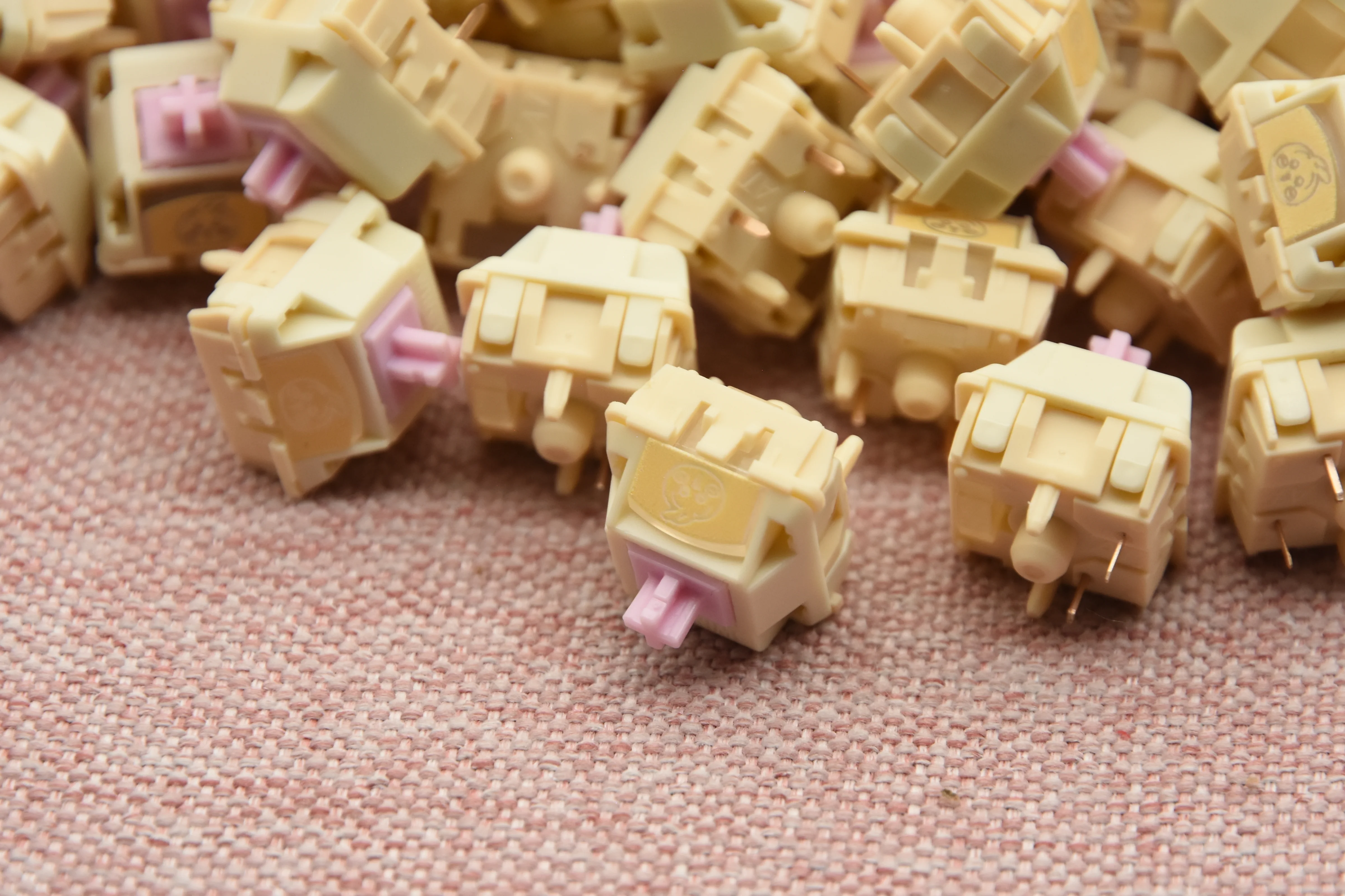 WINGTREE UCHI V2 LINEAR SWITCH FACTORY LUBED (10PCS) - Image 4