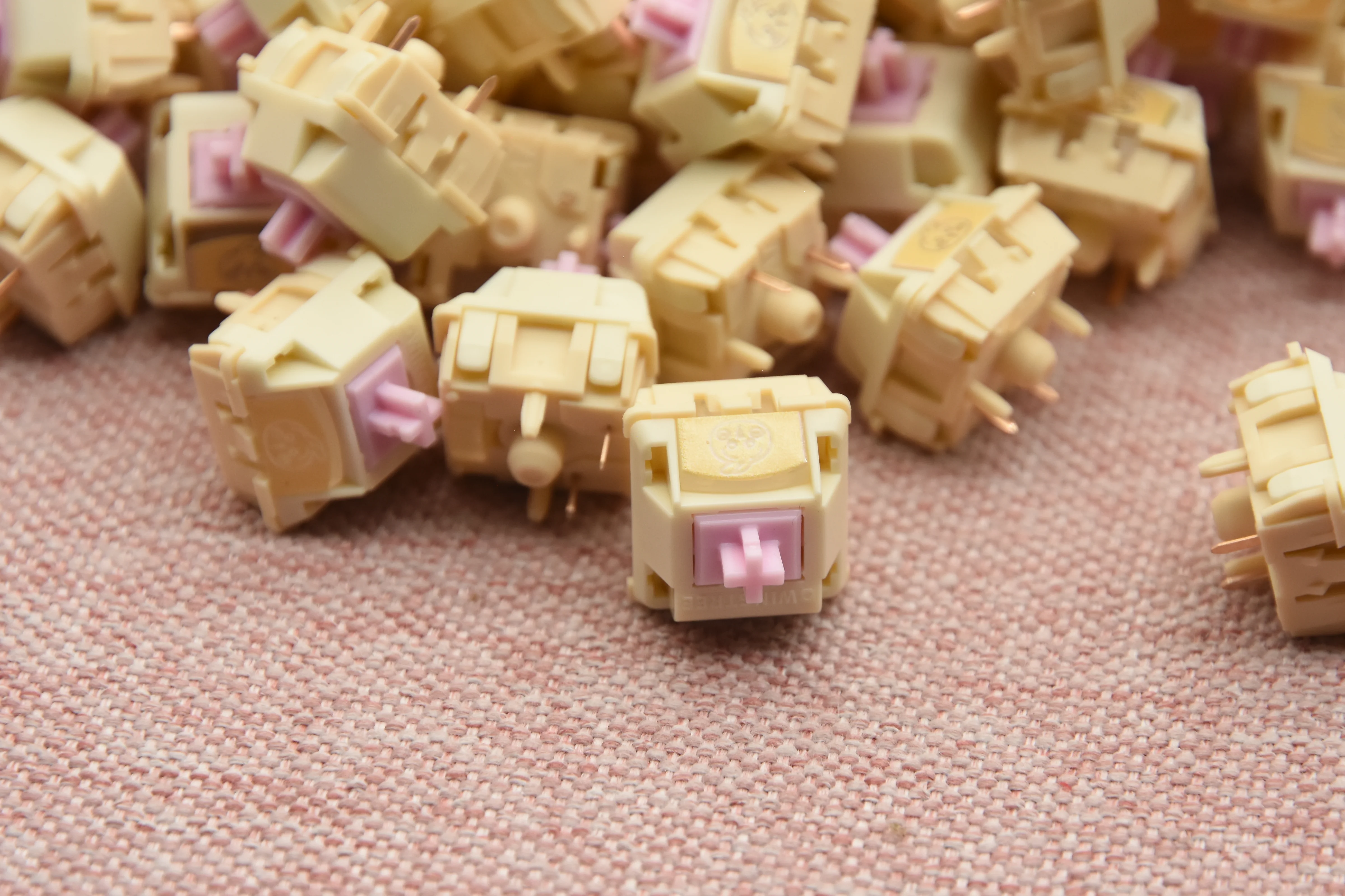 WINGTREE UCHI V2 LINEAR SWITCH FACTORY LUBED (10PCS) - Image 5