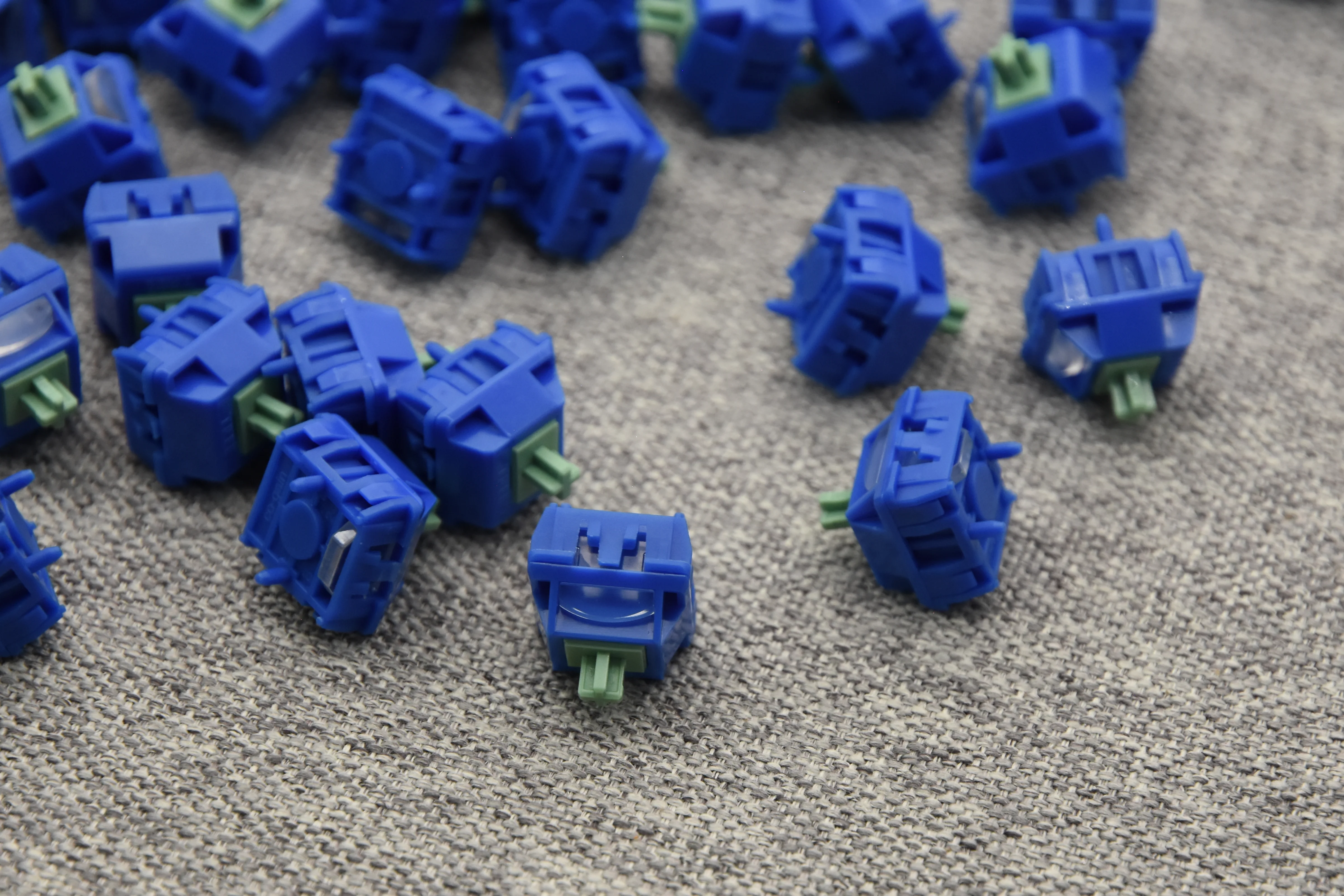 WINGTREE YUCI HE MAGNETIC GAMING SWITCH FACTORY LUBED (10PCS) - Image 9