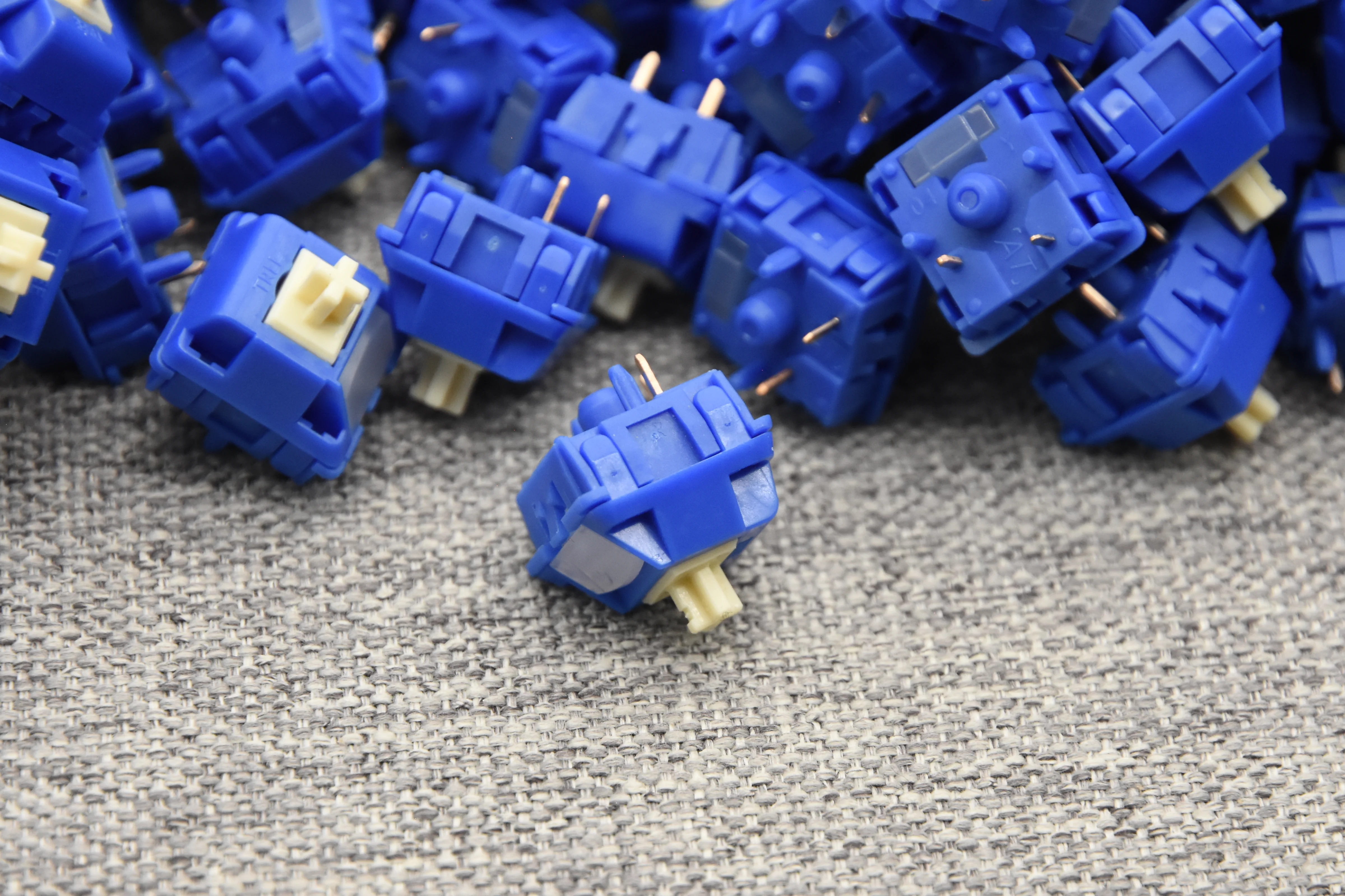 WINGTREE YUNIE LINEAR SWITCH FACTORY LUBED (10PCS) - Image 7