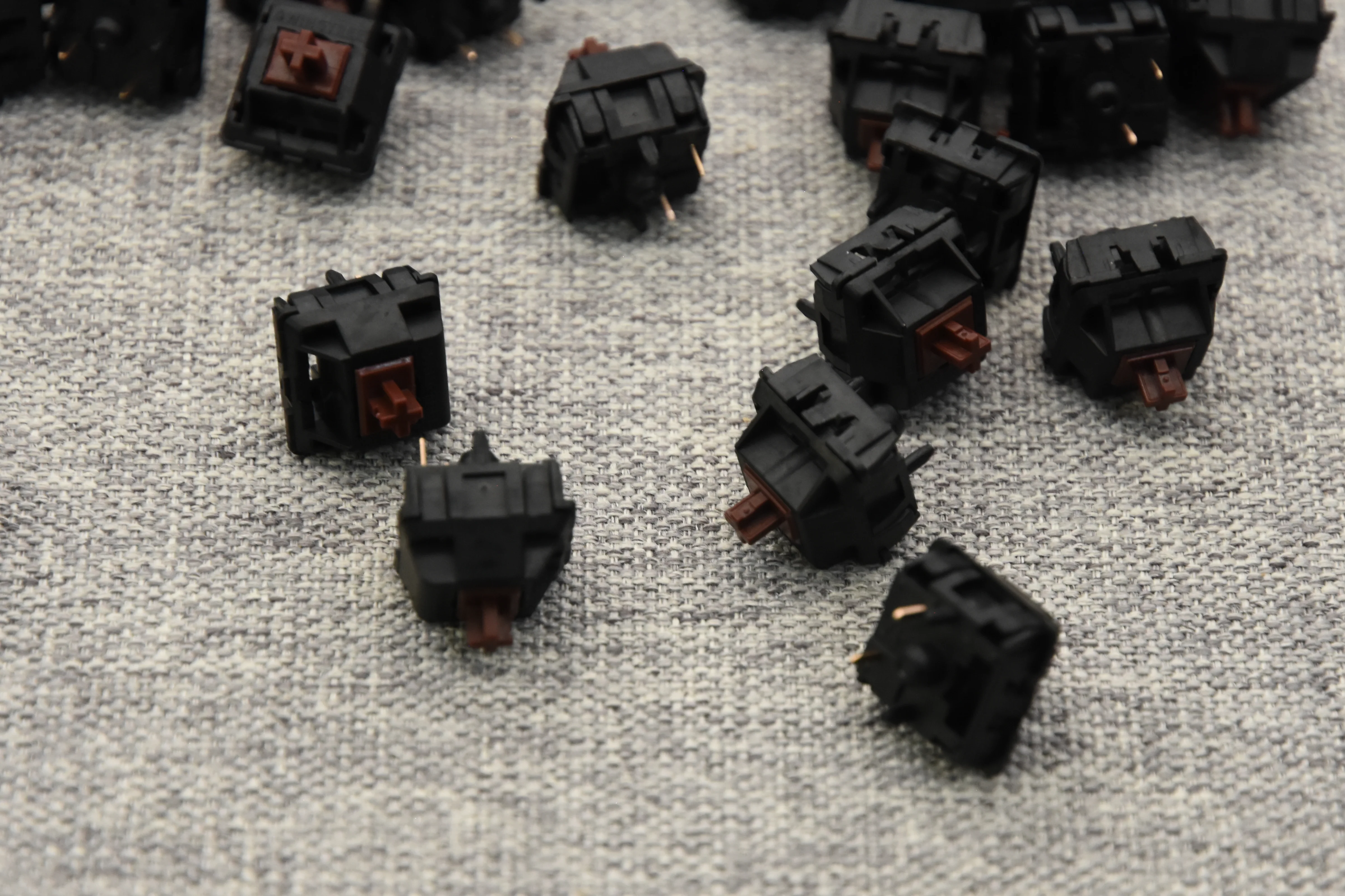 WINGTREE YUYING LIGHT TACTILE SWITCH FACTORY LUBED (10PCS) - Image 7