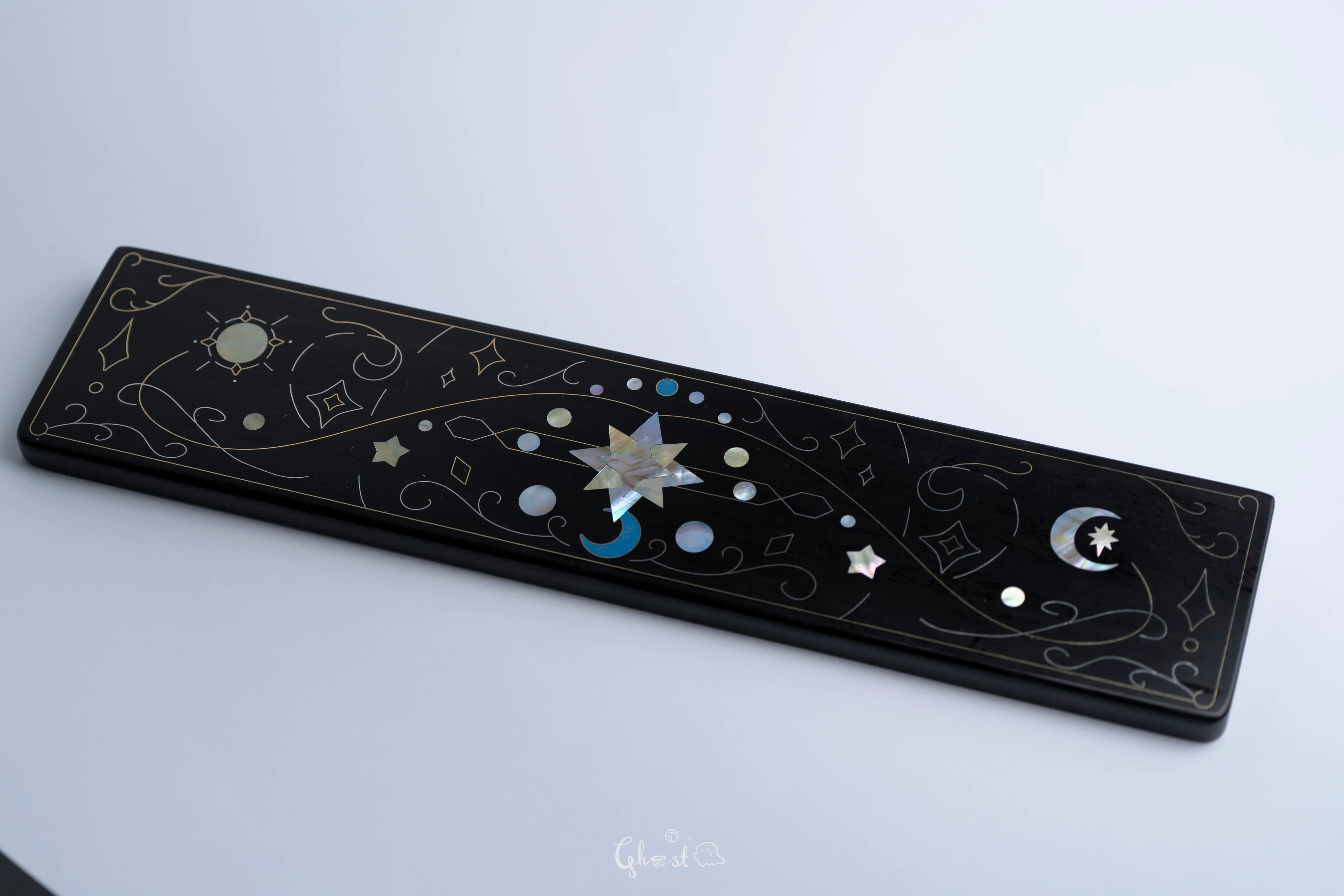 XIYAN CHRISTMAS STAR WRIST REST Pre-Order - Image 10