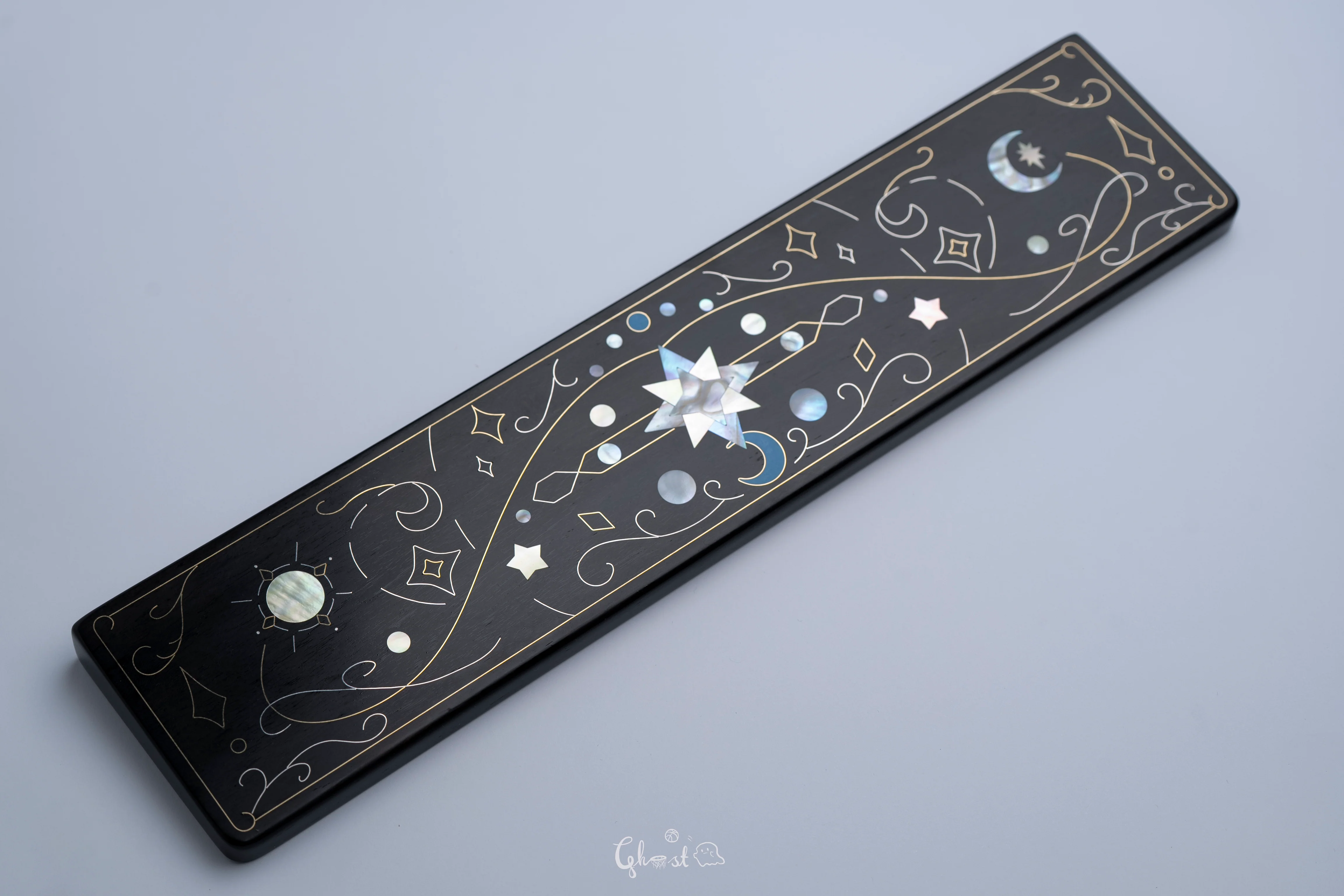 XIYAN CHRISTMAS STAR WRIST REST Pre-Order - Image 5