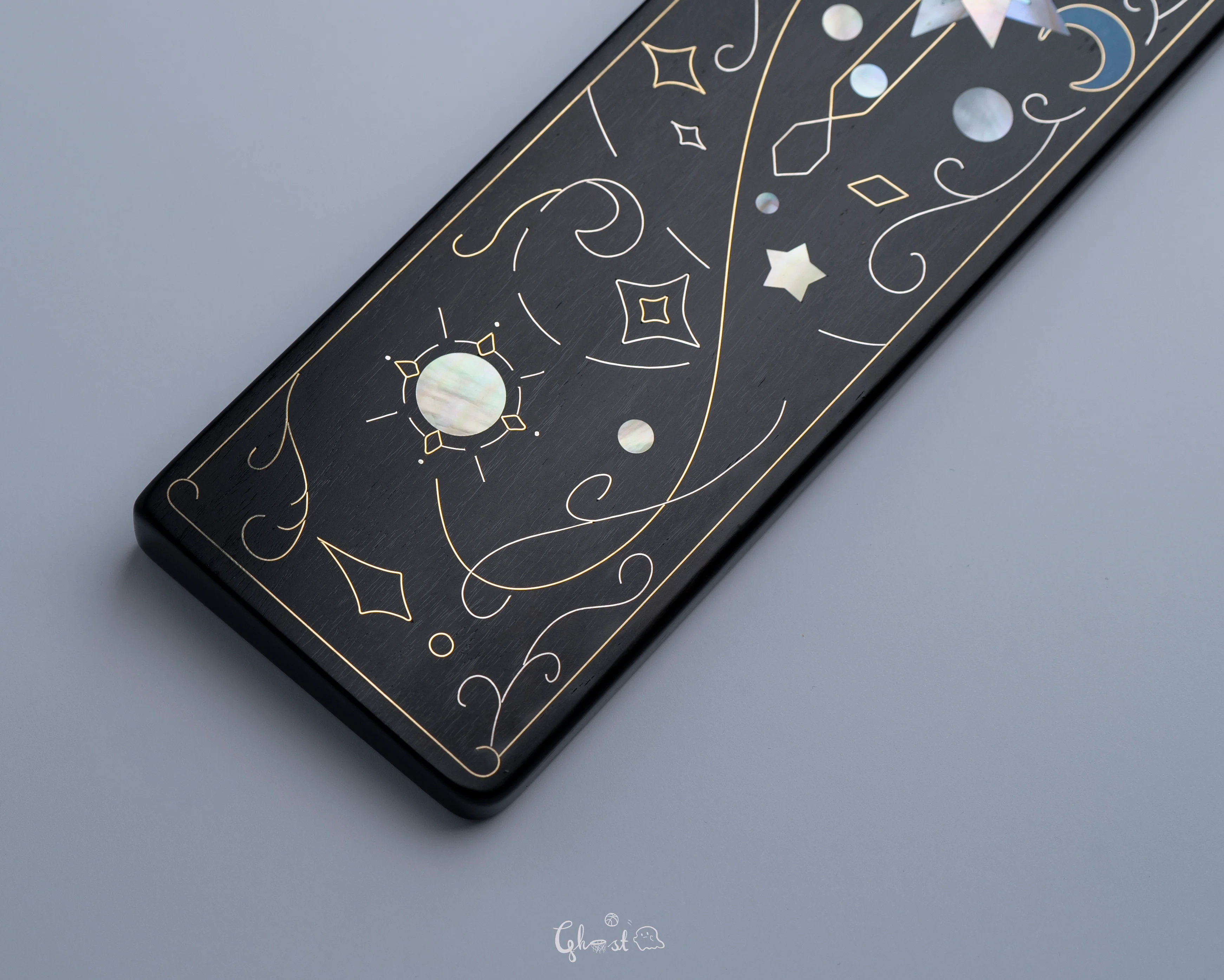 XIYAN CHRISTMAS STAR WRIST REST Pre-Order - Image 7