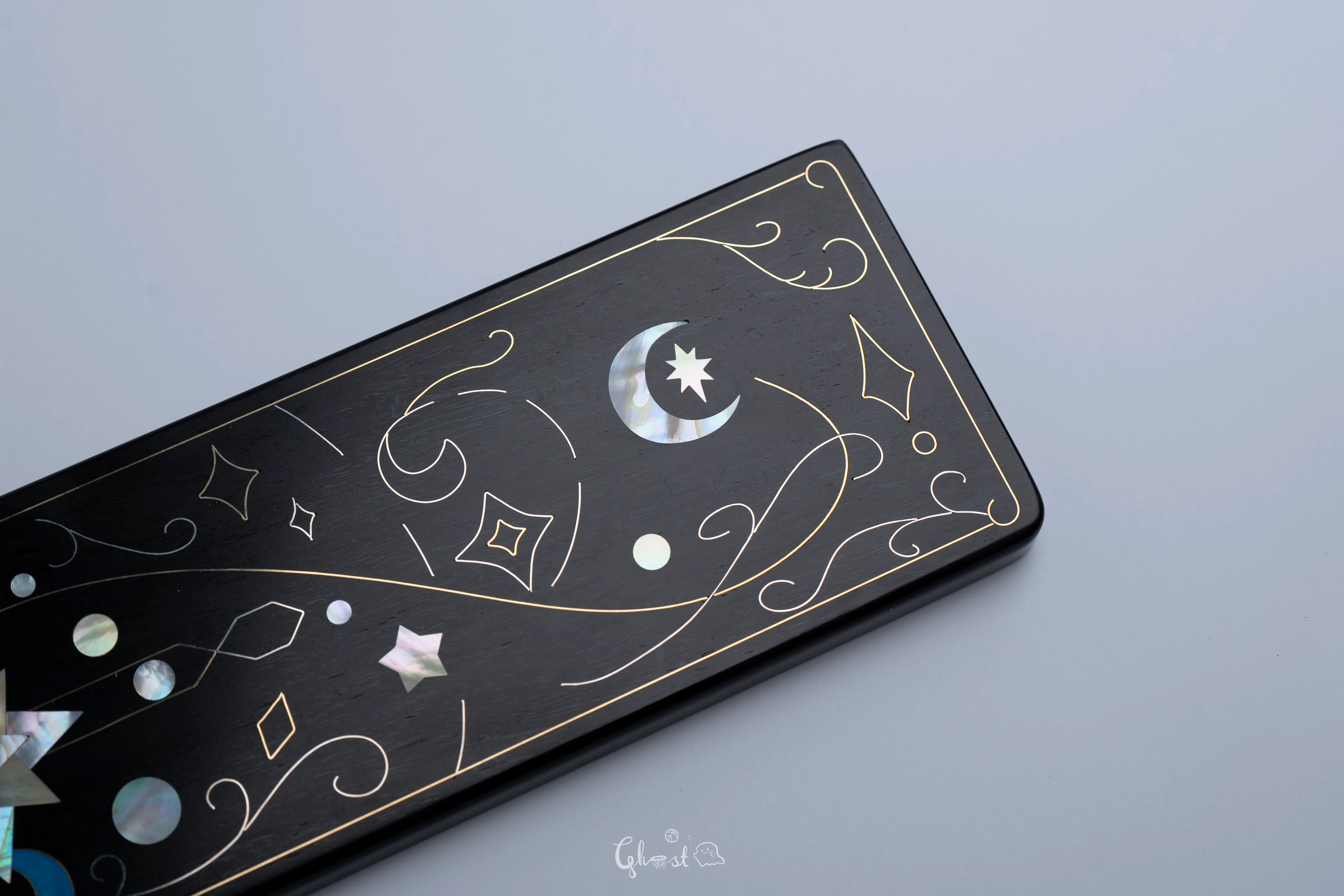 XIYAN CHRISTMAS STAR WRIST REST Pre-Order - Image 8