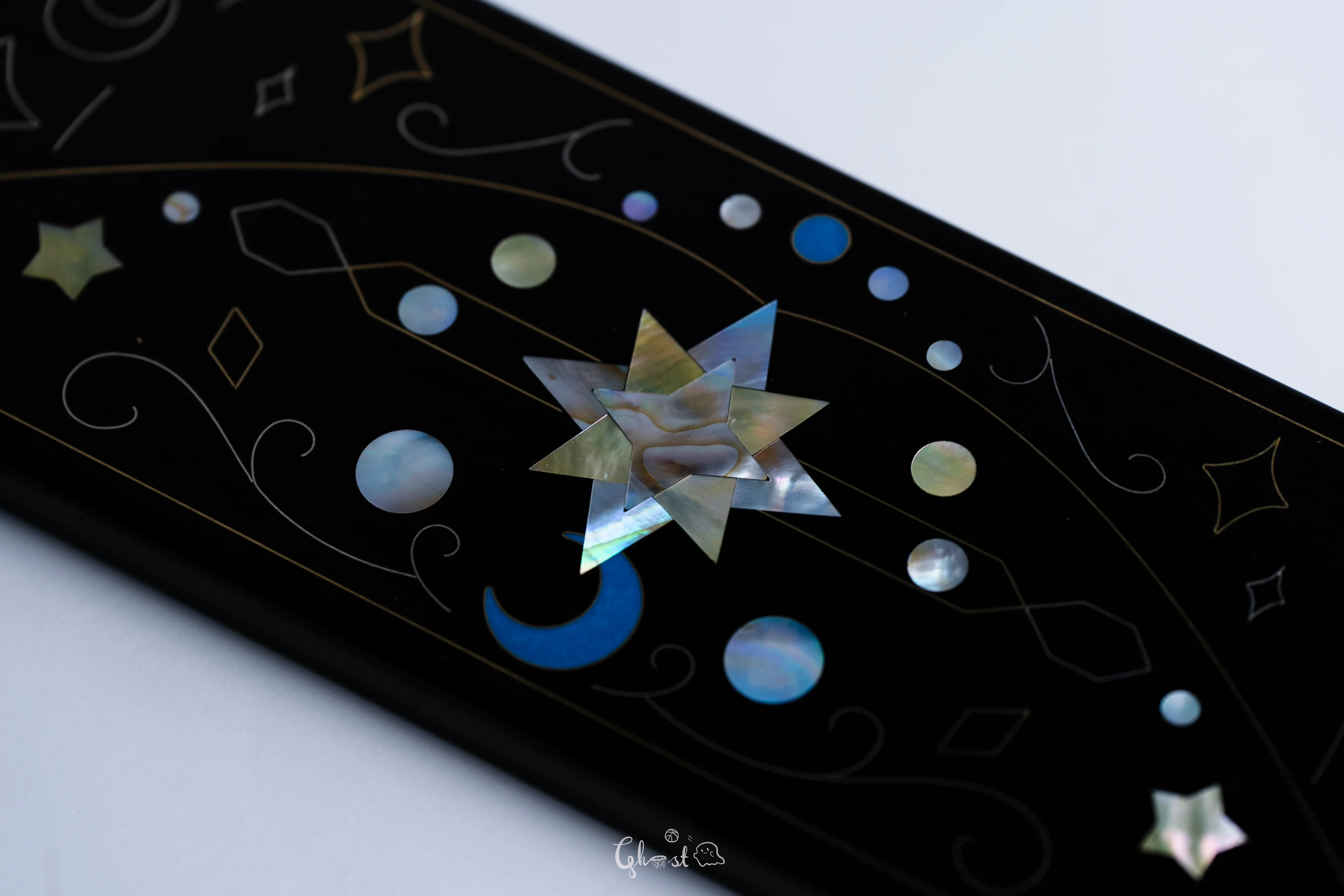 XIYAN CHRISTMAS STAR WRIST REST Pre-Order - Image 9