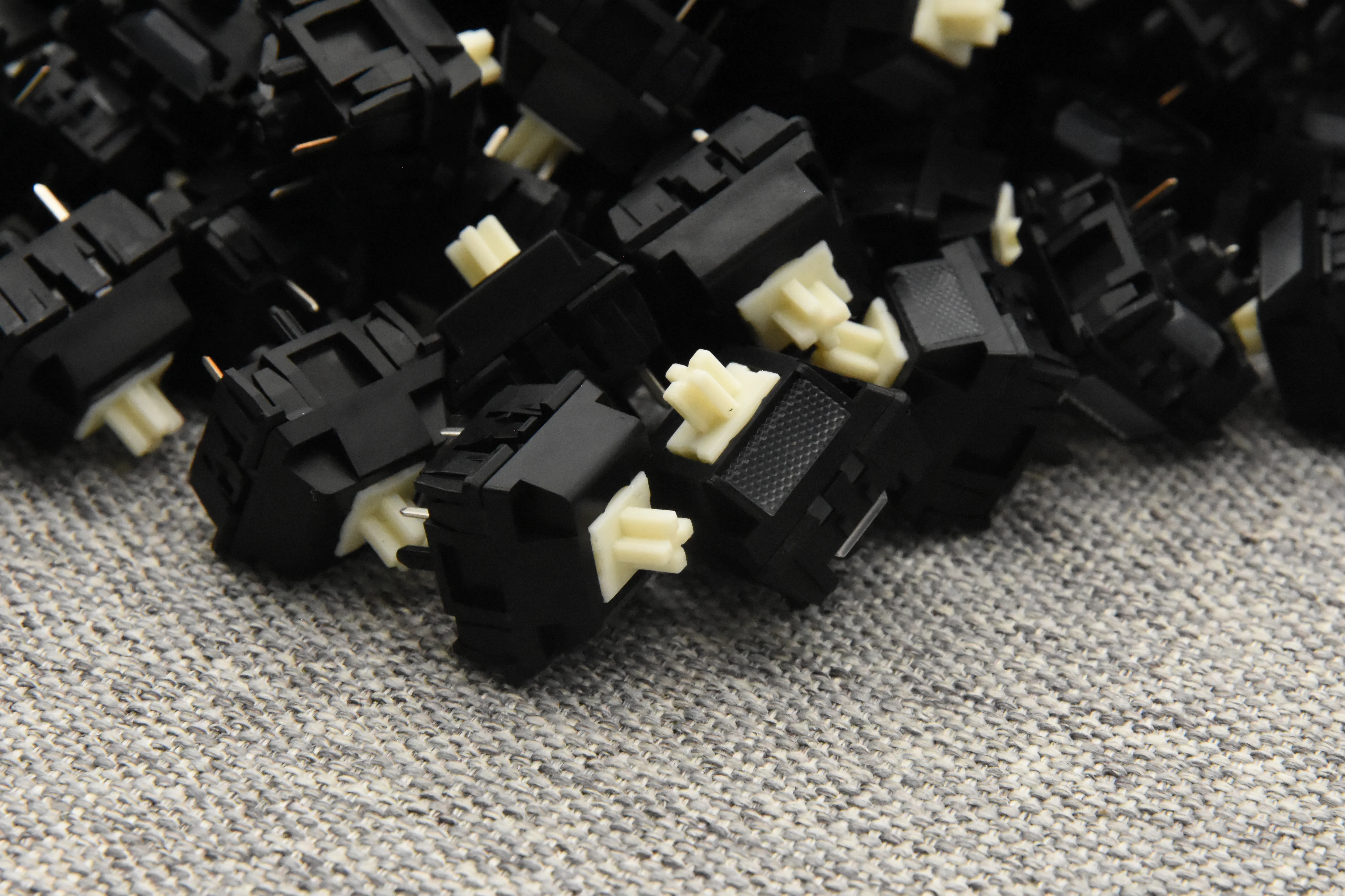 XLLAB X HAIMU ROCK TACTILE SWITCH FACTORY LUBED(10PCS) - Image 3