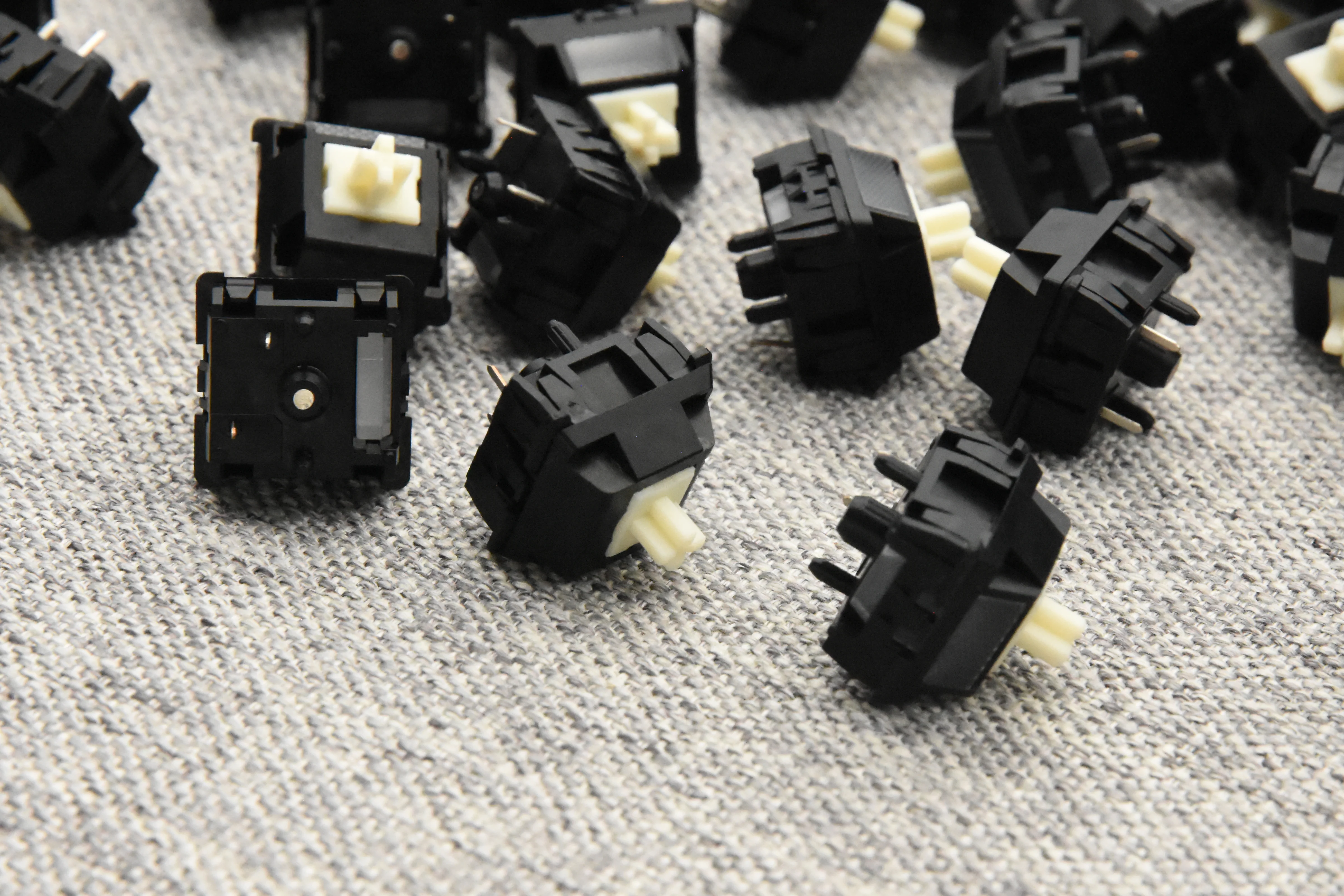 XLLAB X HAIMU ROCK TACTILE SWITCH FACTORY LUBED(10PCS) - Image 5