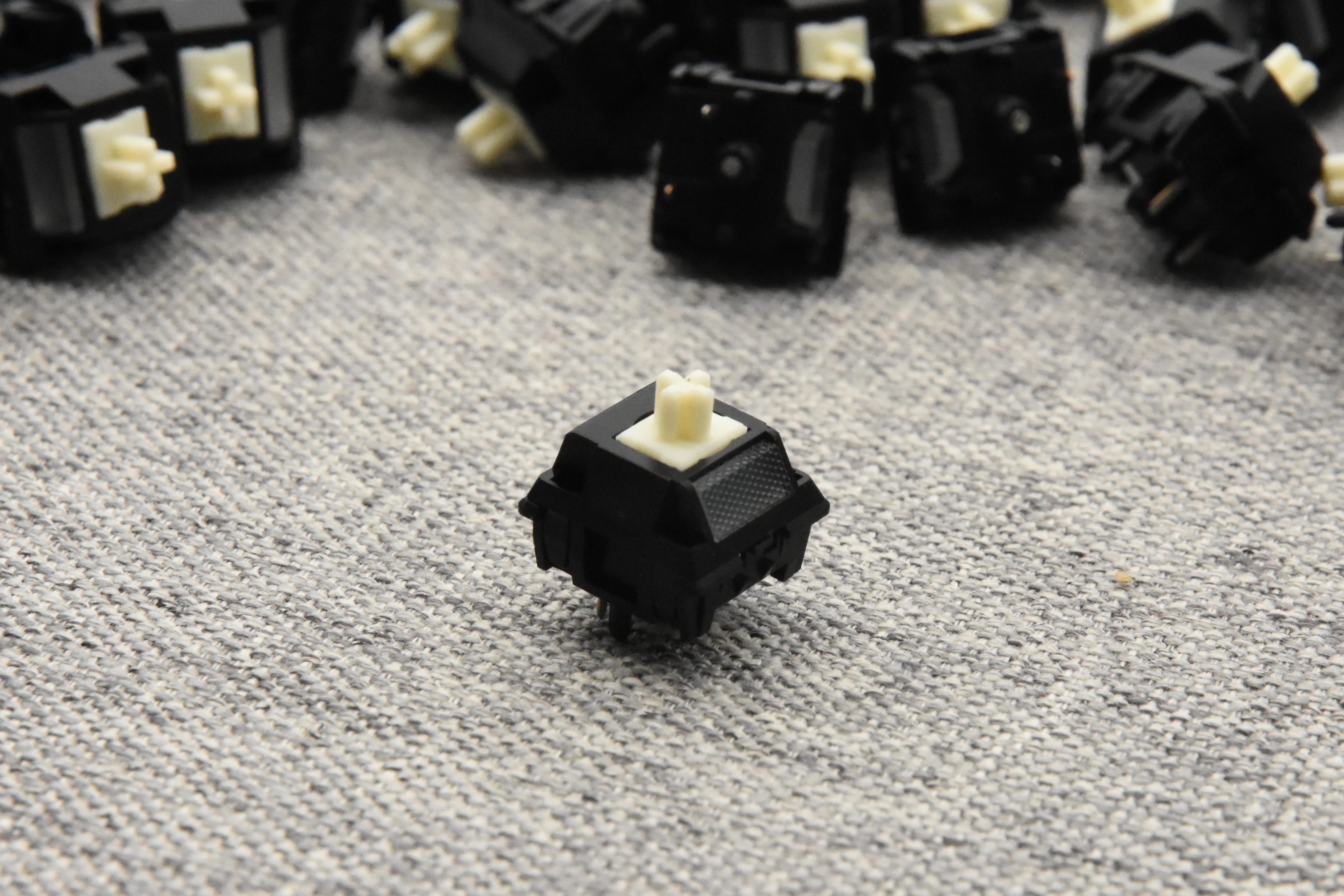 XLLAB X HAIMU ROCK TACTILE SWITCH FACTORY LUBED(10PCS) - Image 9
