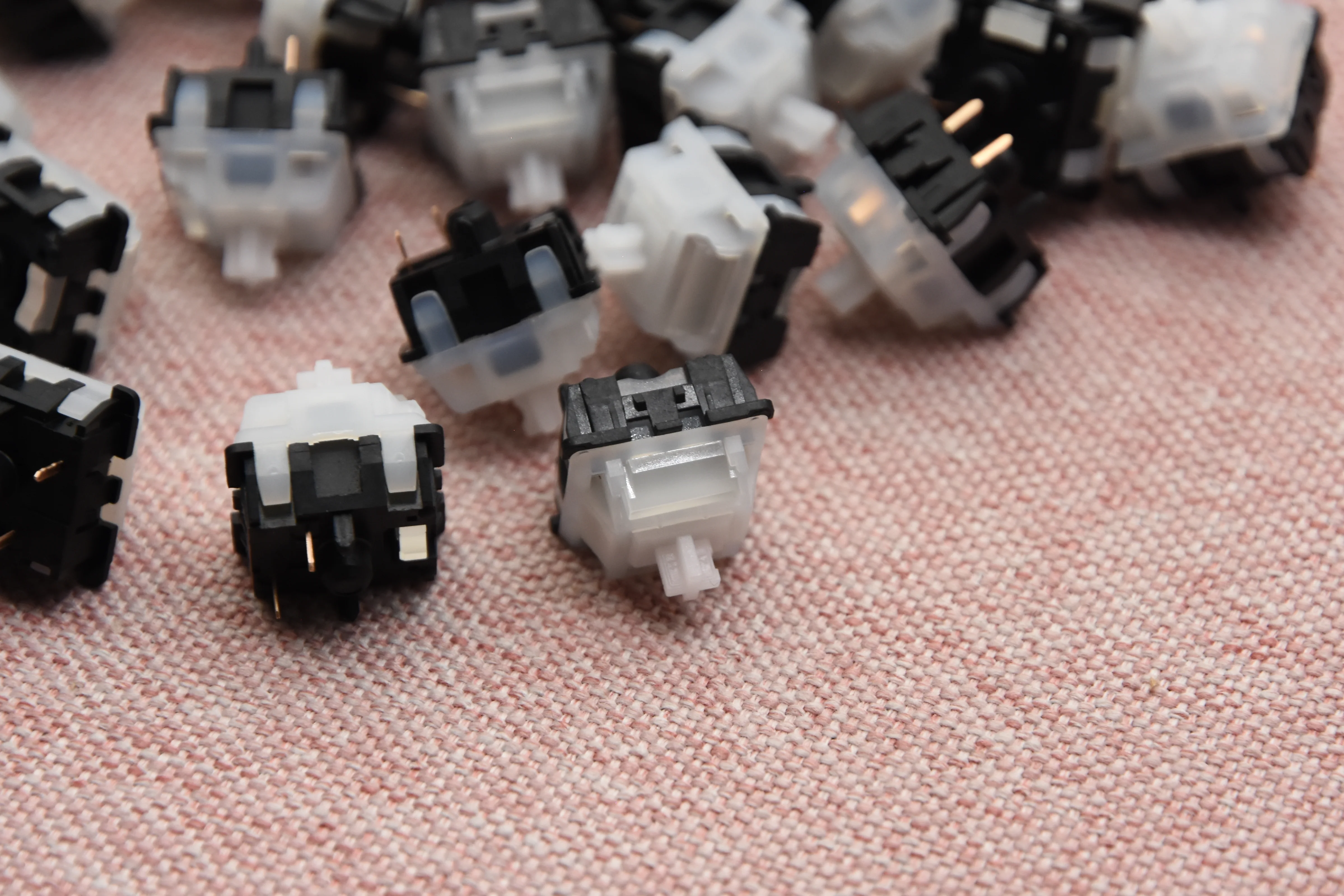 Huano G Ray LINEAR SWITCH FACTORY LUBED (10PCS) - Image 7