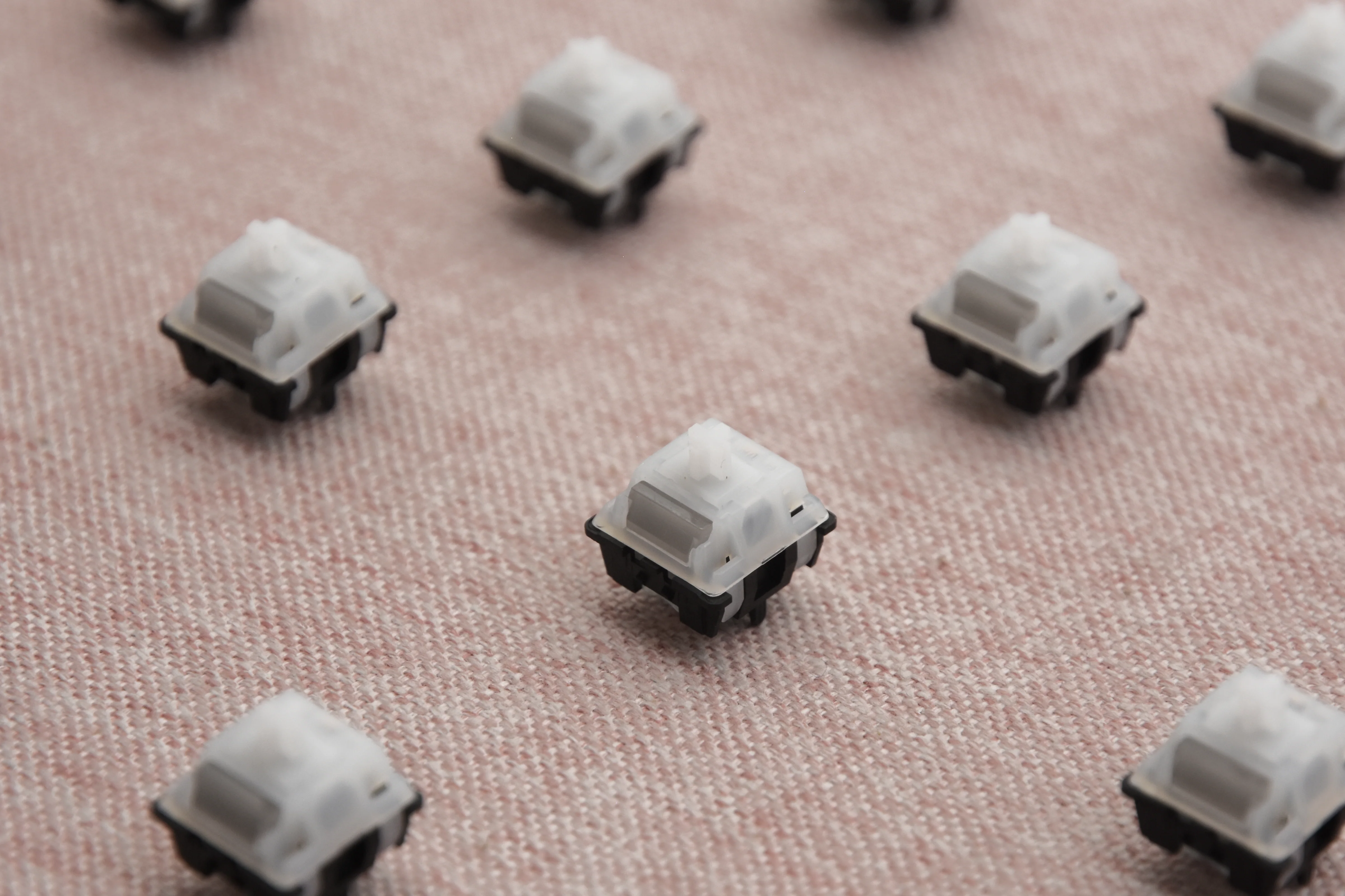 Huano G Ray LINEAR SWITCH FACTORY LUBED (10PCS) - Image 9